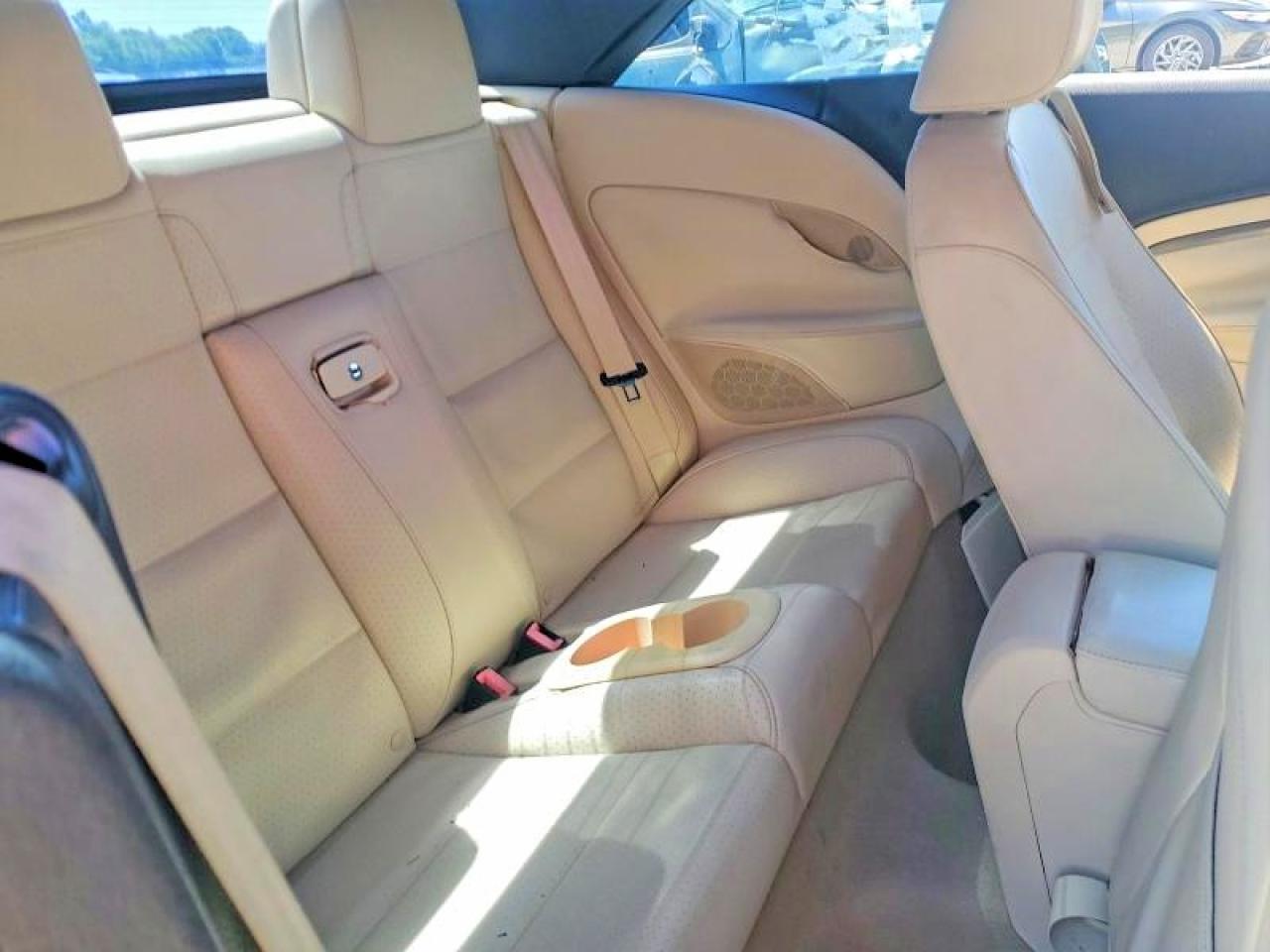 2012 Volkswagen Eos Komfort - Image 6