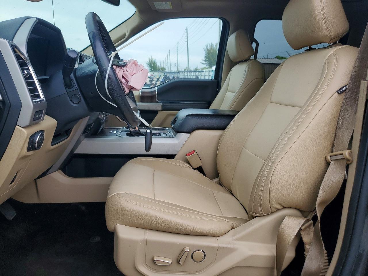 2015 Ford F150 Supercrew - Фото 7
