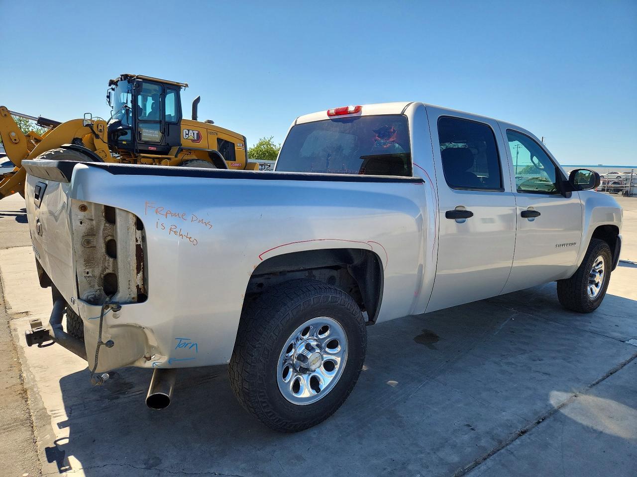2010 Chevrolet 1500 Picku - Фото 3
