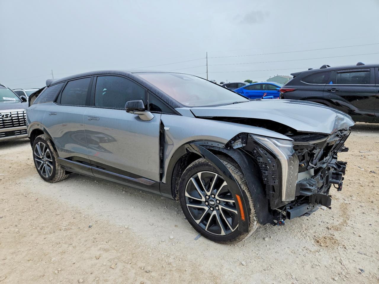 2025 Cadillac Optiq Sport - Image 4
