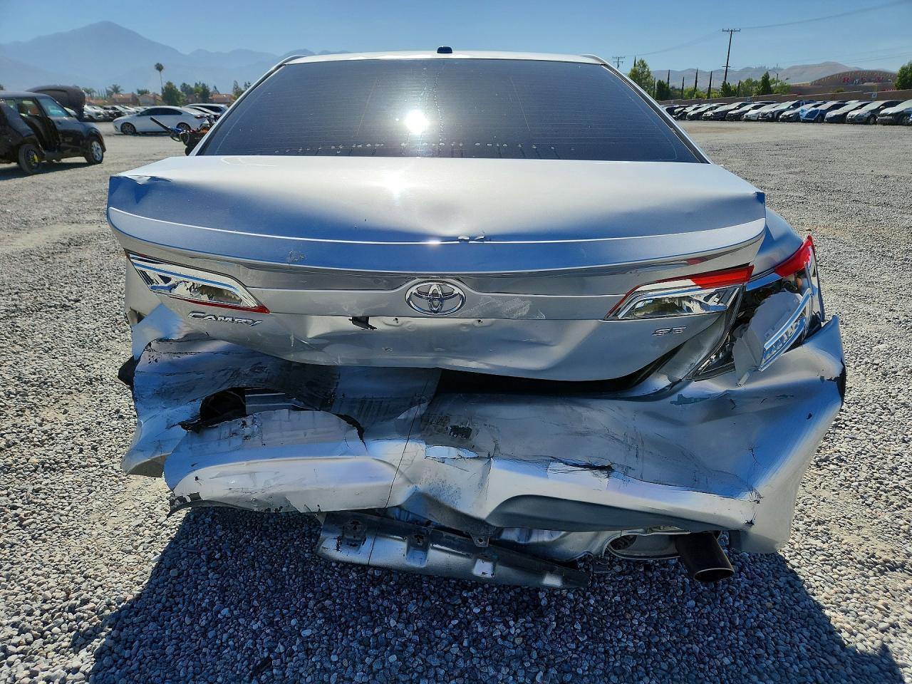 2012 Toyota Camry Se - Image 6