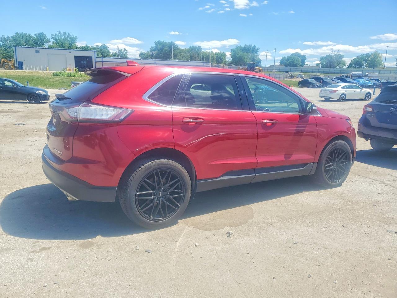 2016 Ford Edge Titanium - Image 3