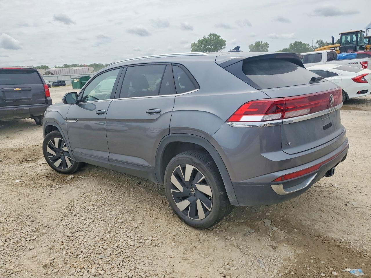 2024 Volkswagen Atlas Cross Sport Se - Фото 2