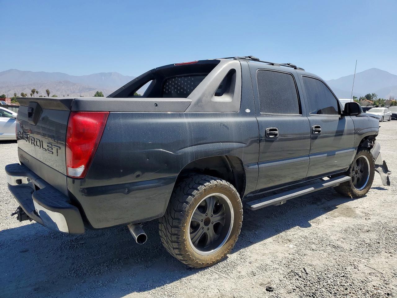 2005 Chevrolet Avalanche C1500 - Фото 3
