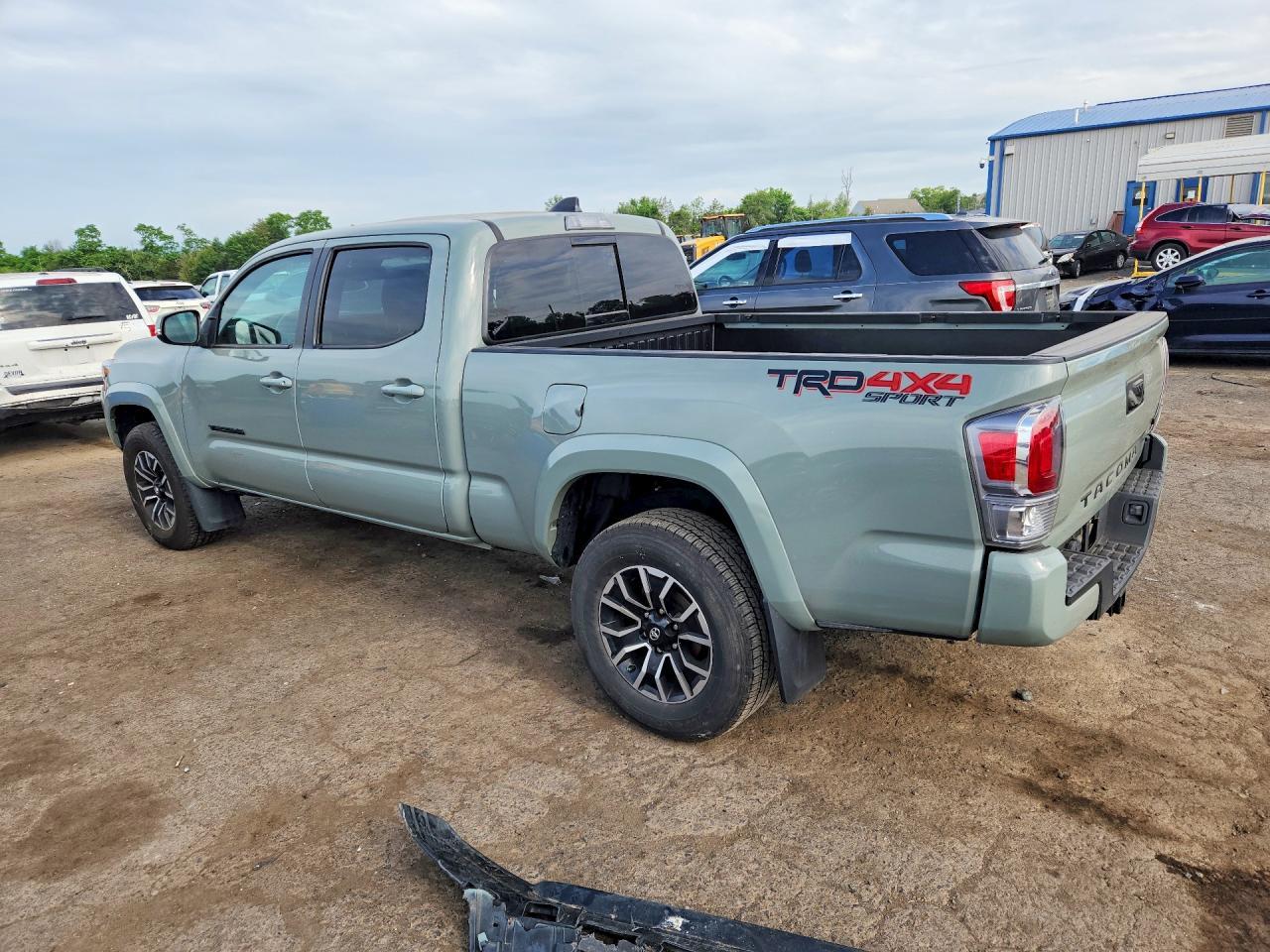 2023 Toyota Tacoma - Фото 2