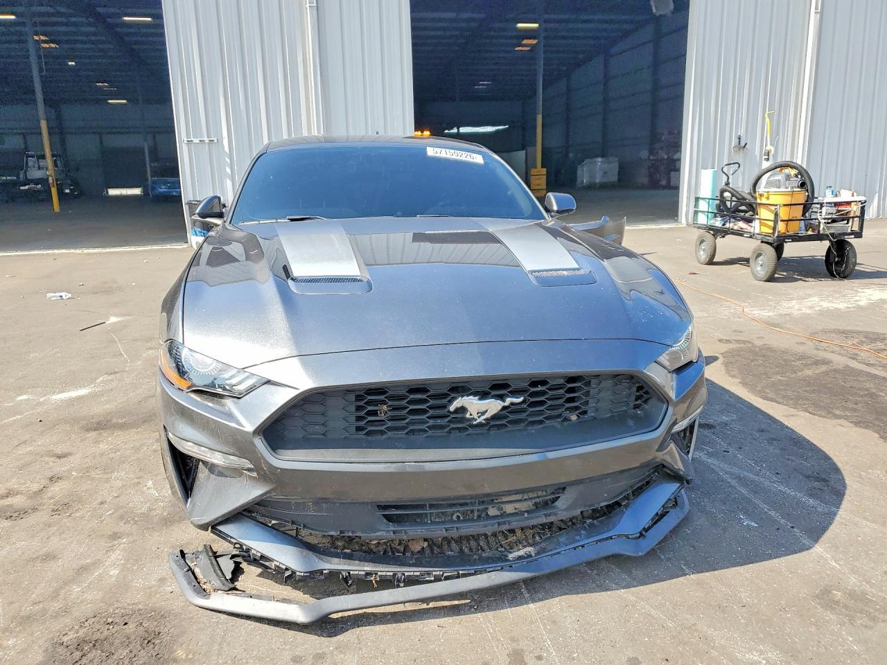 2020 Ford Mustang - Фото 5