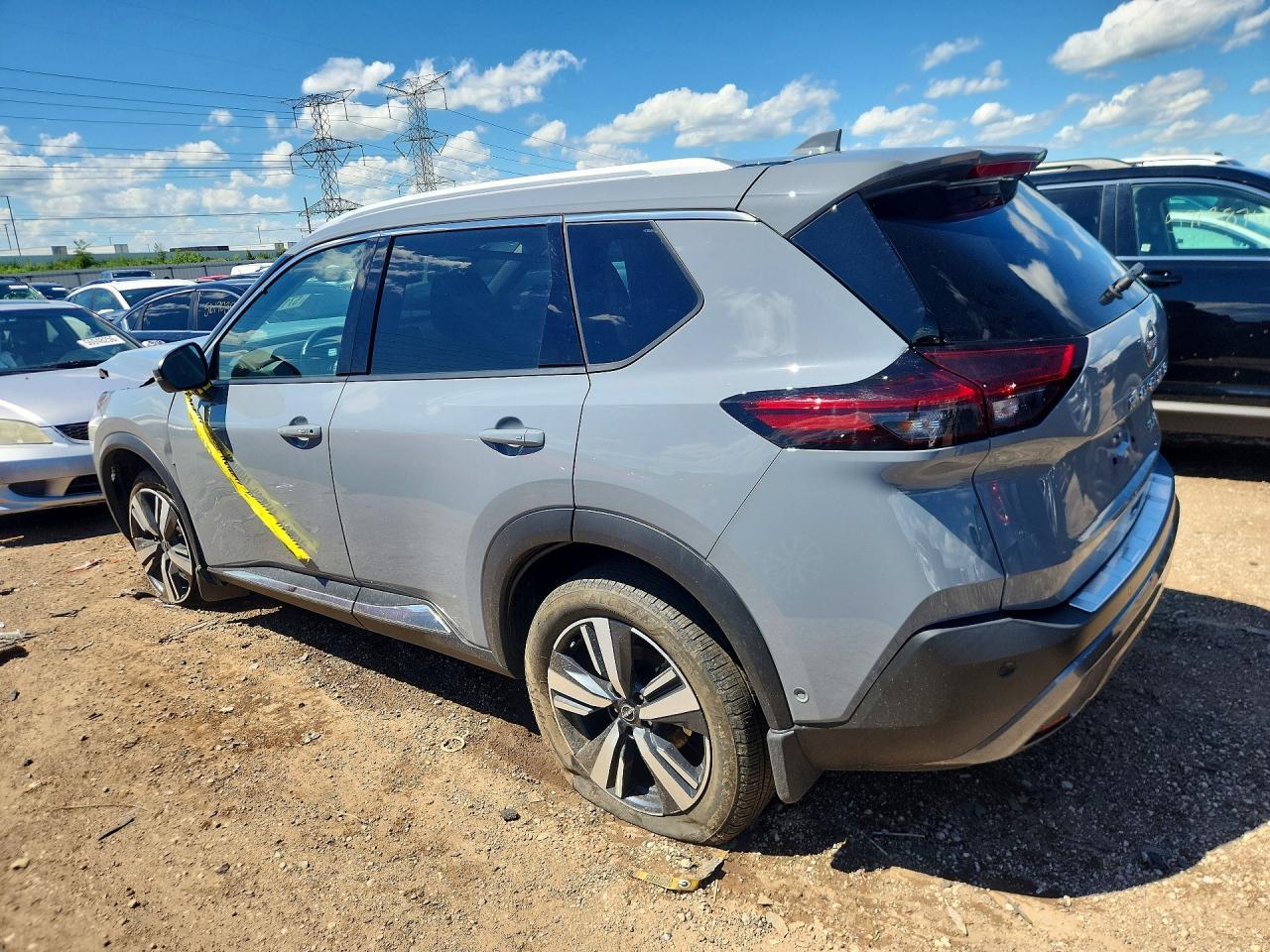 2023 Nissan Rogue Sl - Фото 2
