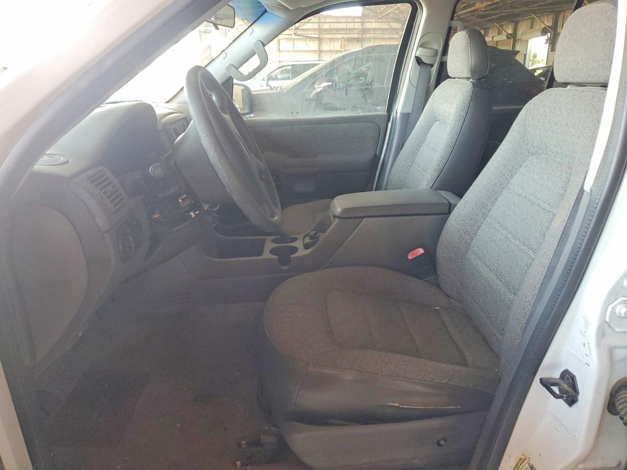 2004 Ford Explorer Xls - Фото 7