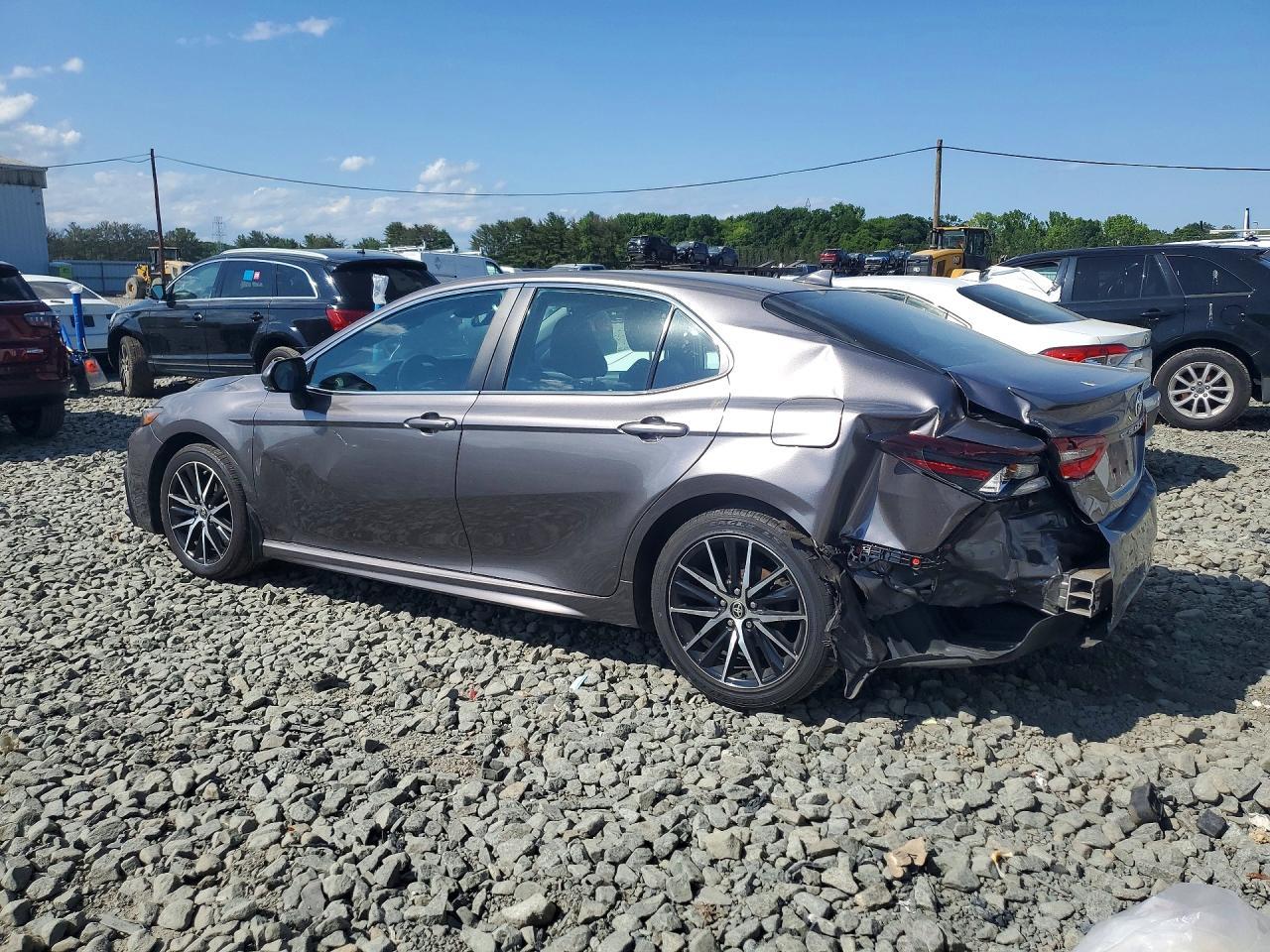 2024 Toyota Camry Se - Фото 2