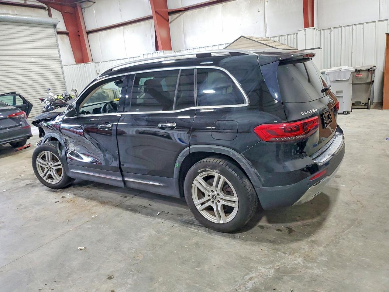2020 Mercedes-Benz Glb 250 4Matic - Фото 2