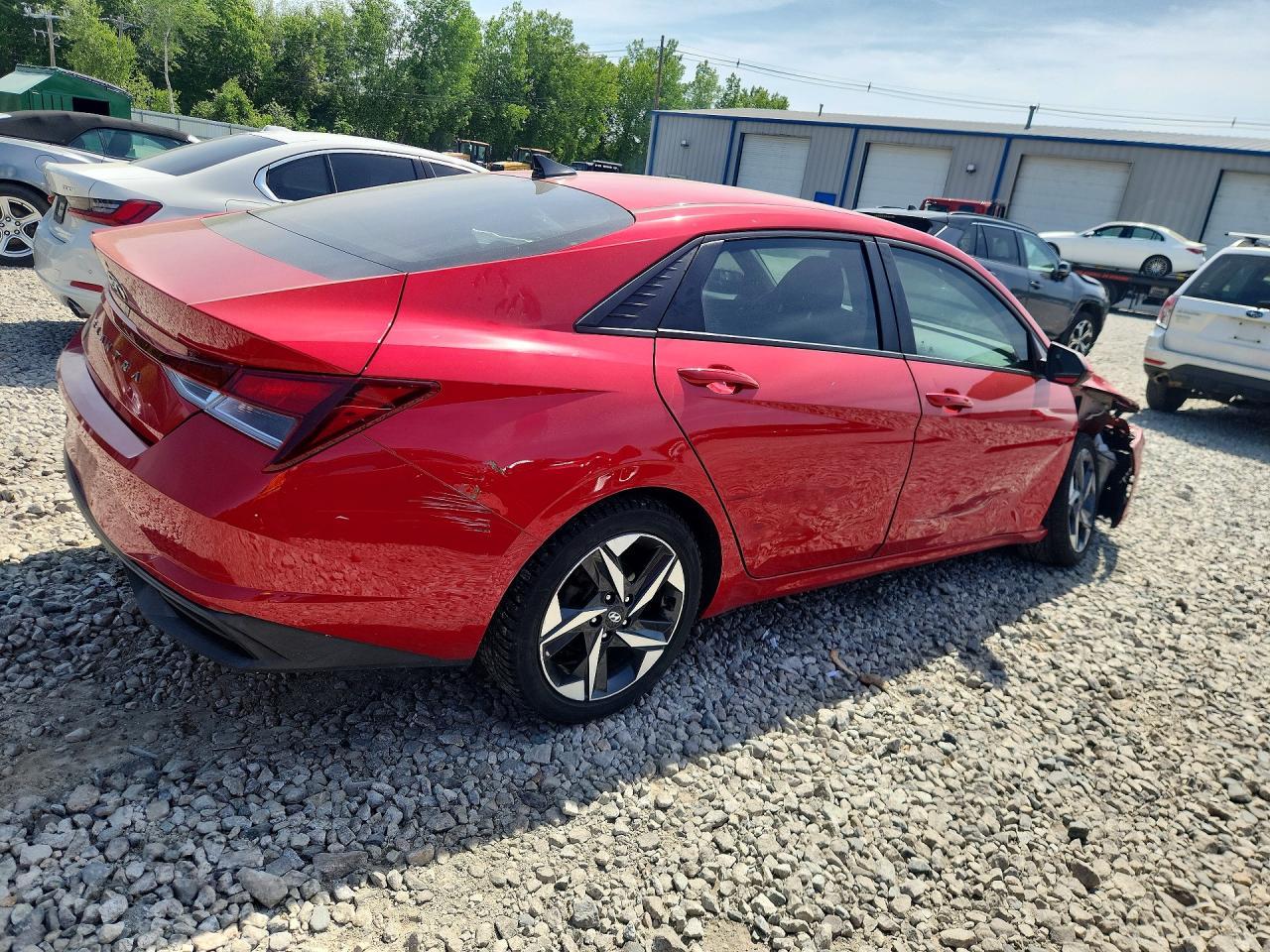 2023 Hyundai Elantra Sel - Фото 3