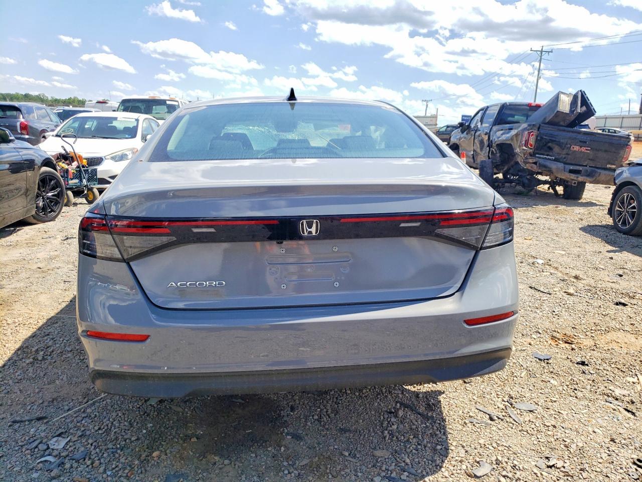 2025 Honda Accord Se - Фото 6