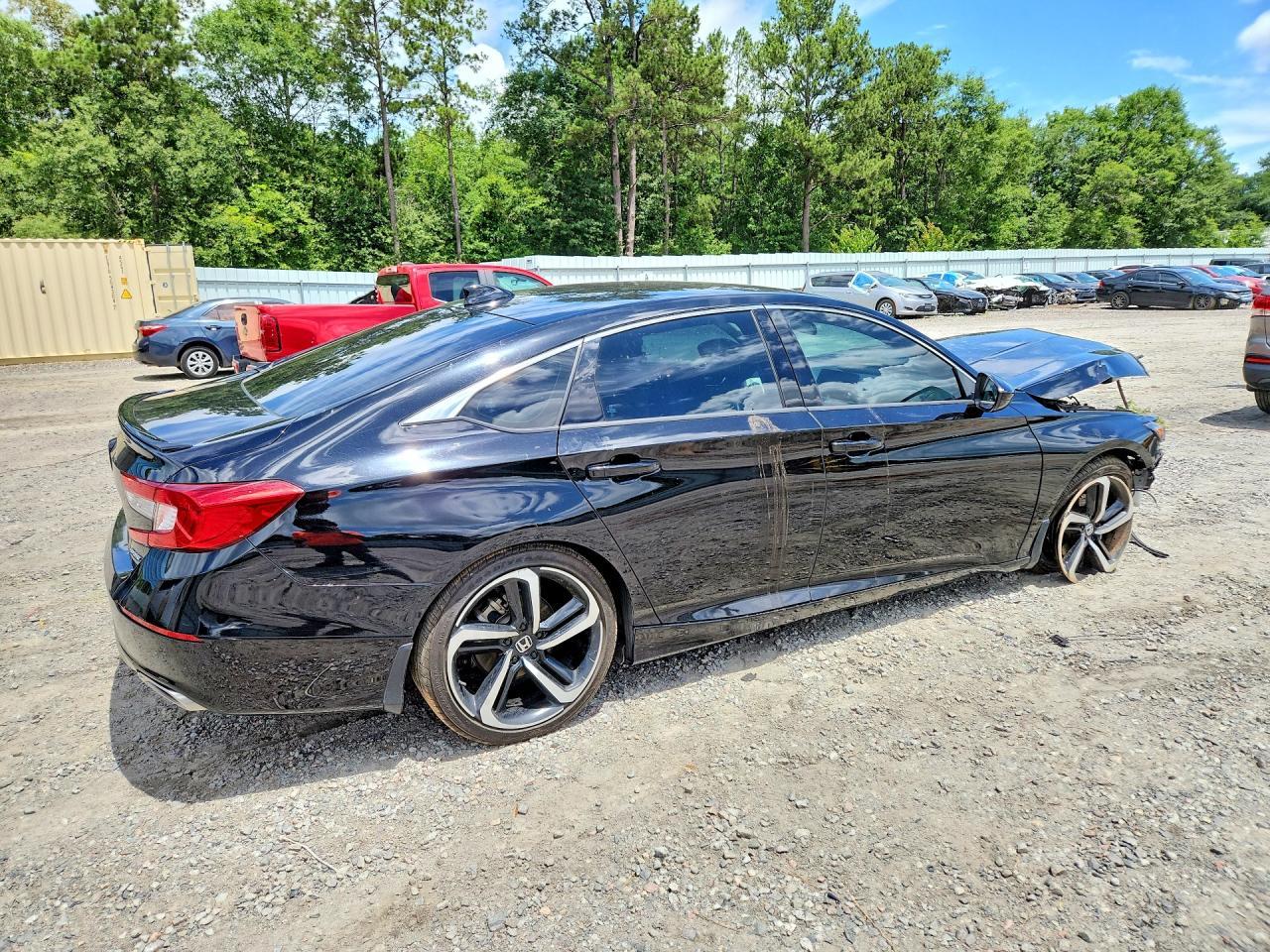 2022 Honda Accord Sport Se - Image 3