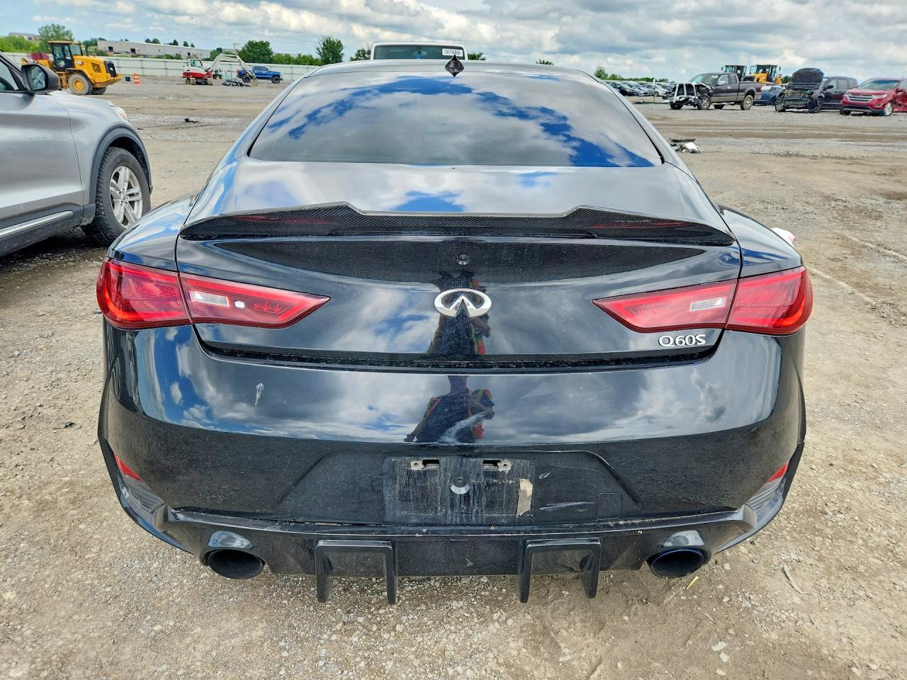 2017 Infiniti Q60 3.0T Sport - Фото 6