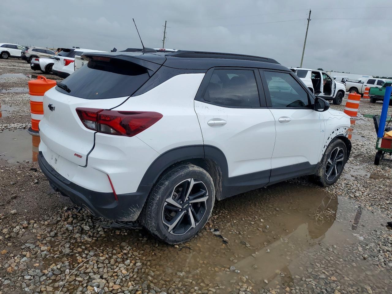 2023 Chevrolet Trailblazer Rs - Фото 3