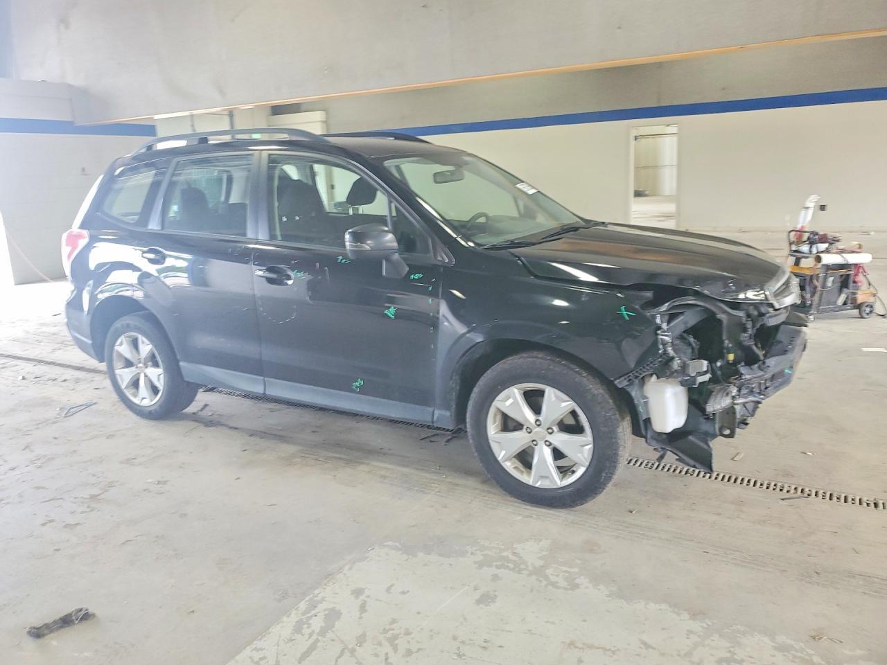 2015 Subaru Forester 2.5I - Image 4