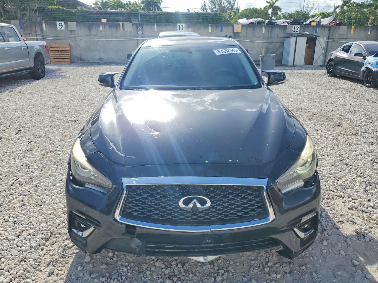 2018 Infiniti Q50 3.0T Luxe - Фото 5
