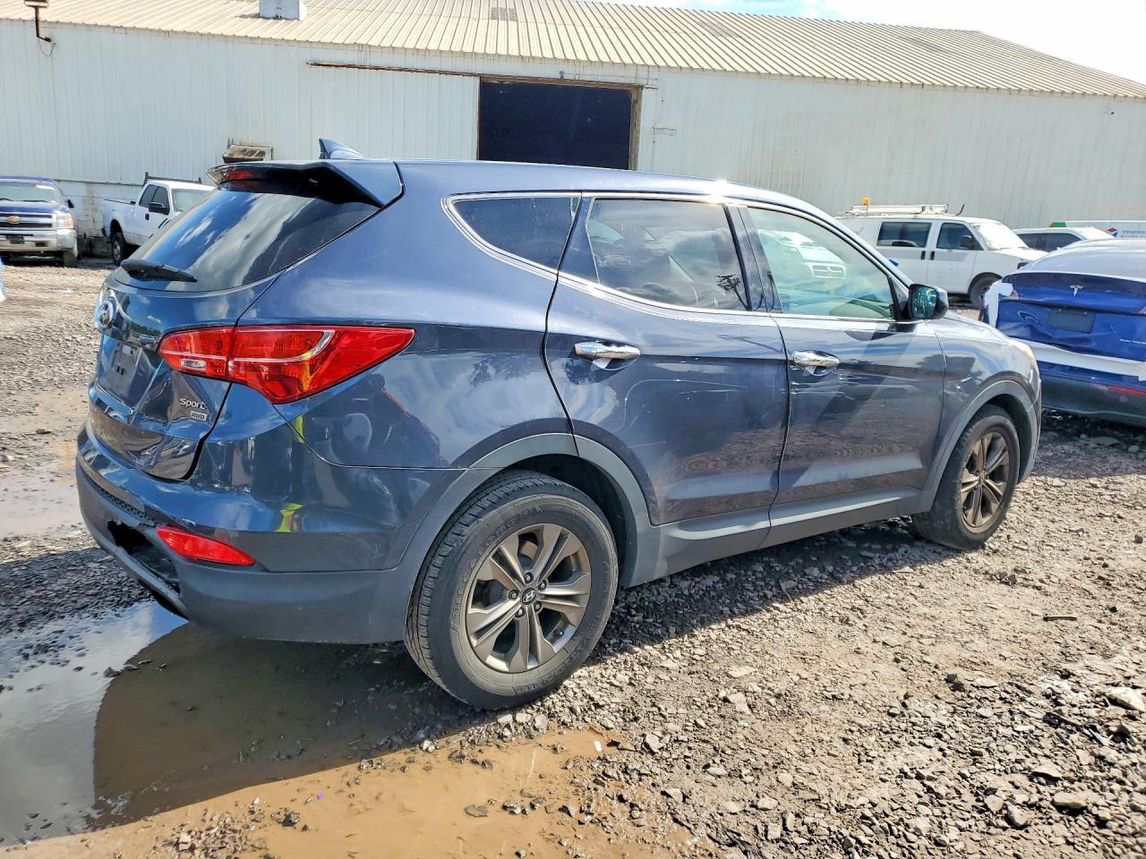 2014 Hyundai Santa Fe Sport 2.4L - Фото 3