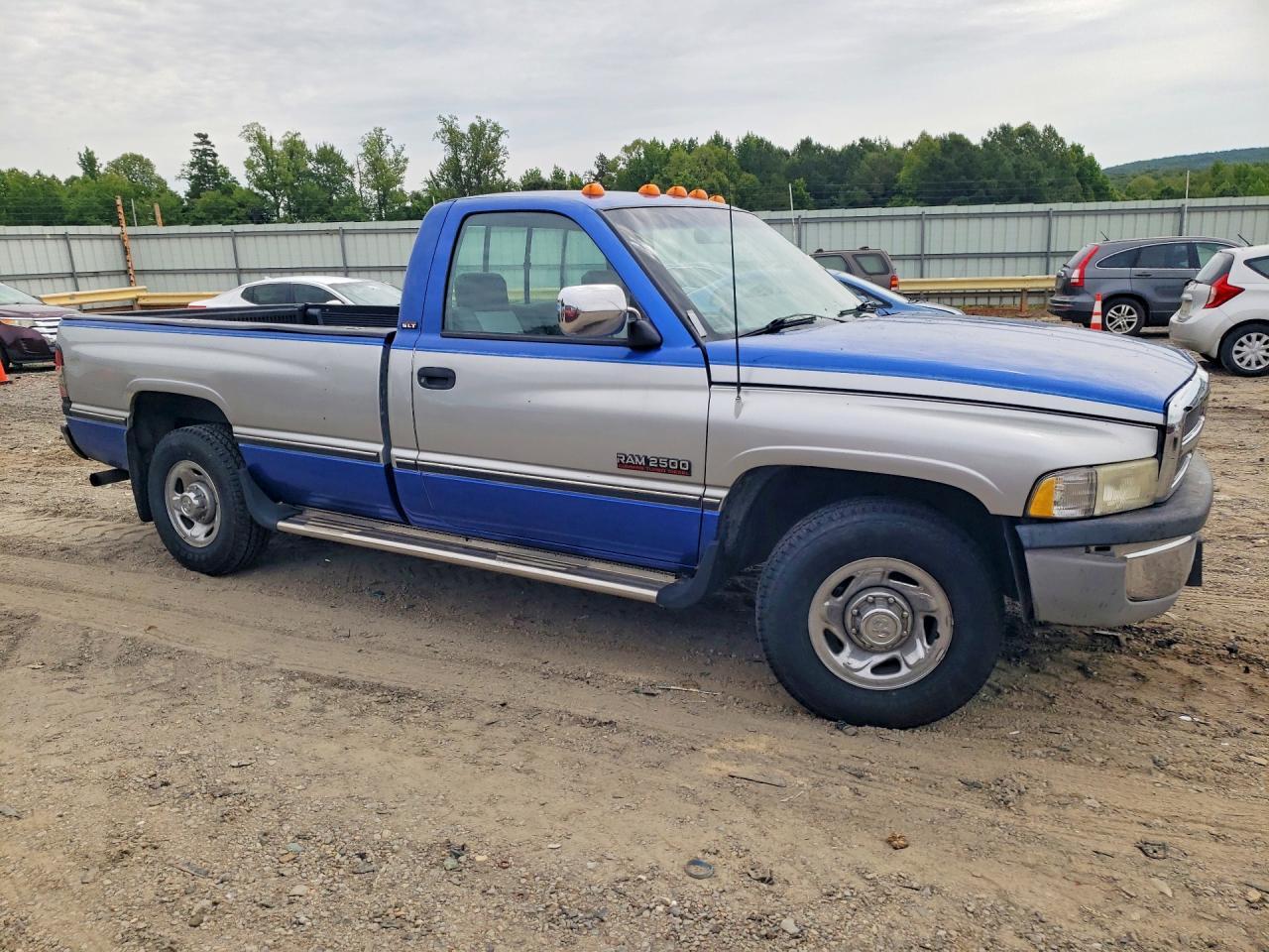 1994 Dodge Ram 2500 - Image 4