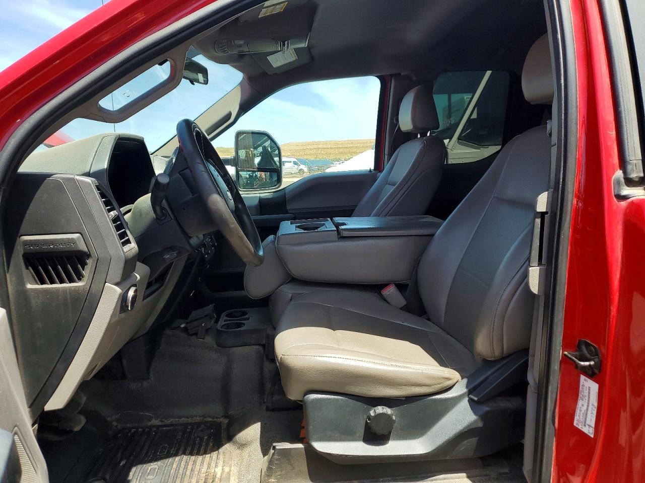 2017 Ford F350 Chscb - Image 7