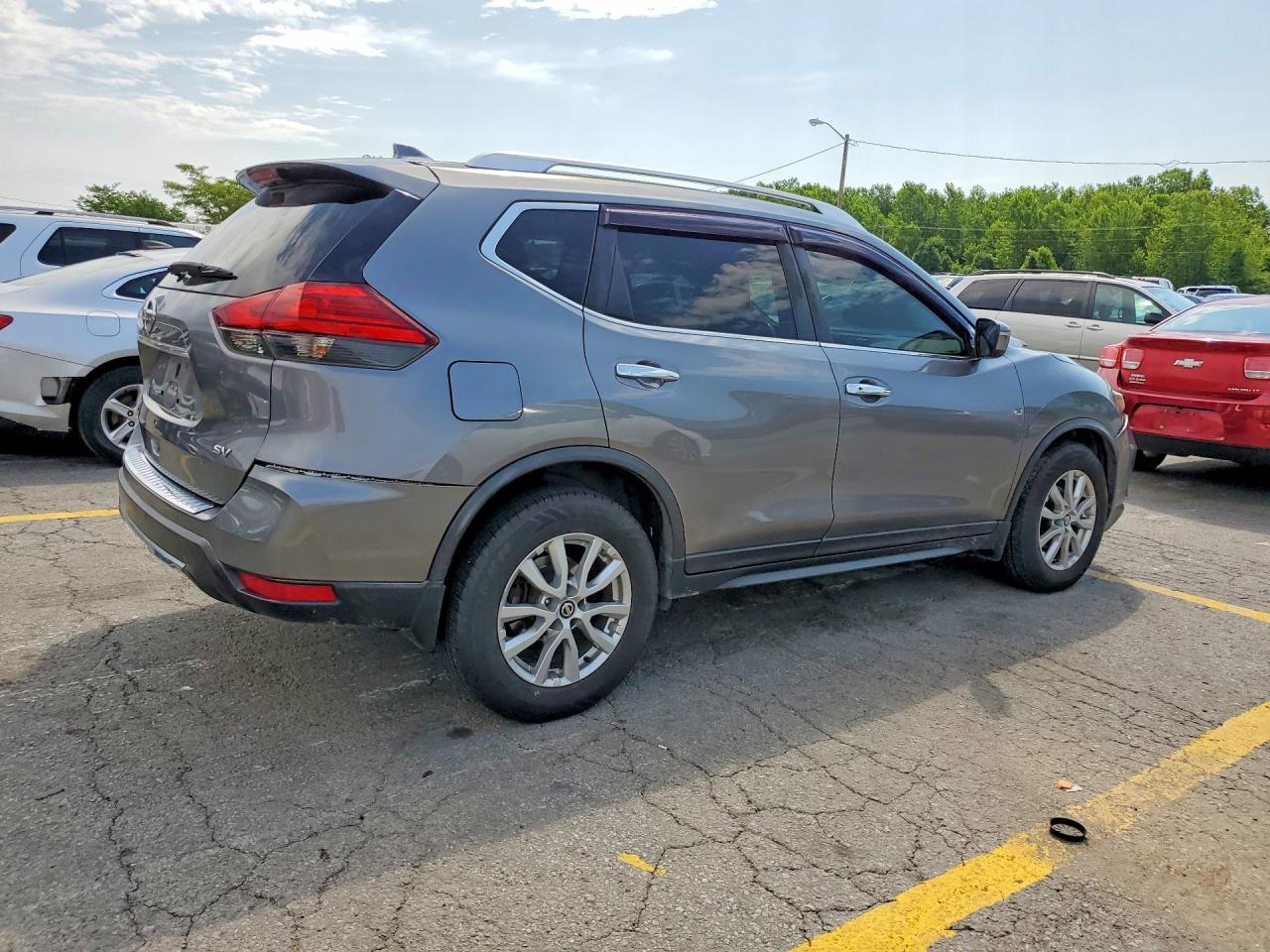 2017 Nissan Rogue Sv - Image 3