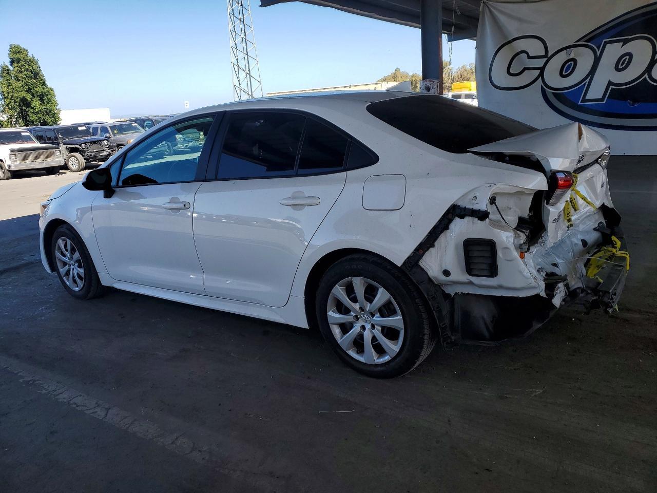 2020 Toyota Corolla Le - Фото 2
