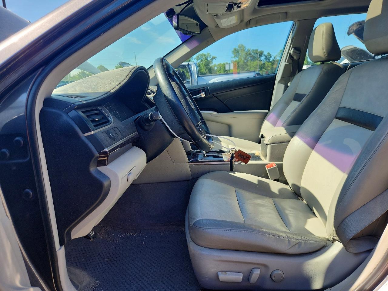 2013 Toyota Camry Xle - Image 7