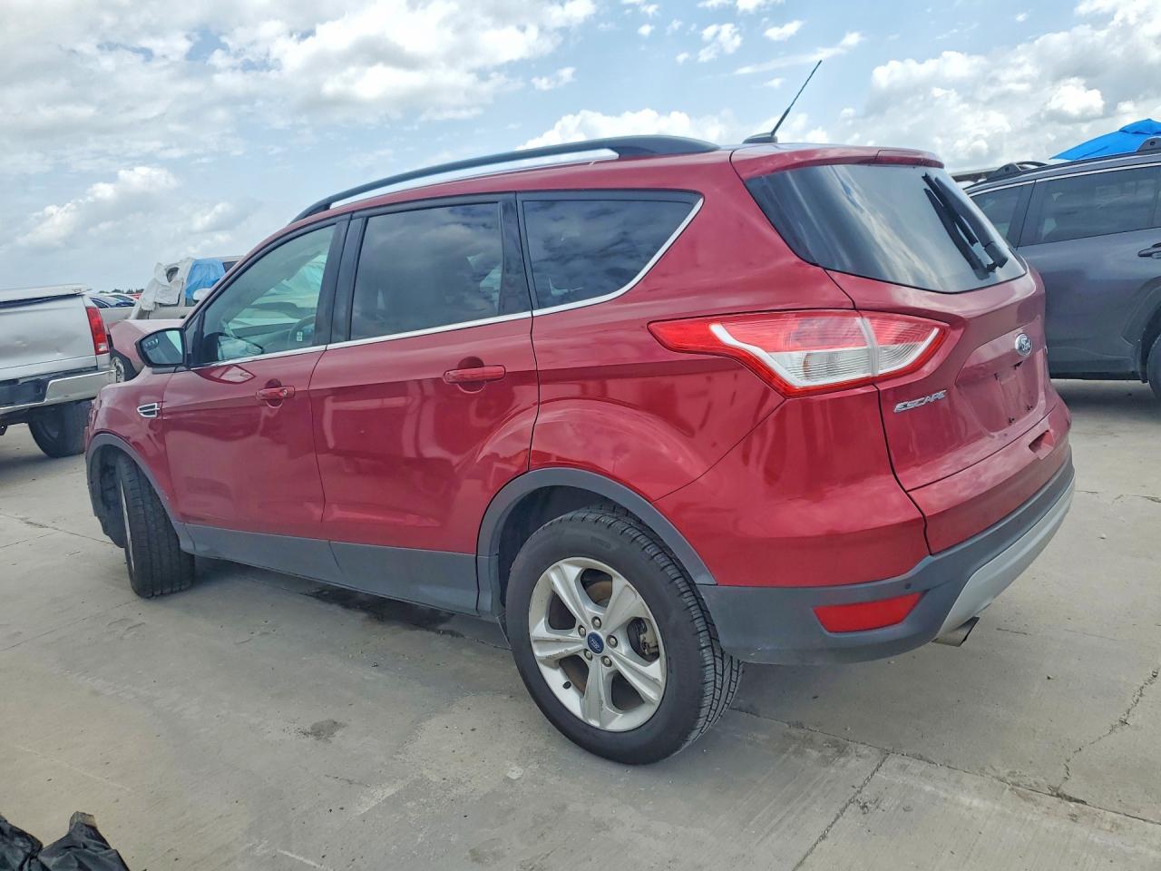 2014 Ford Escape Se - Image 2