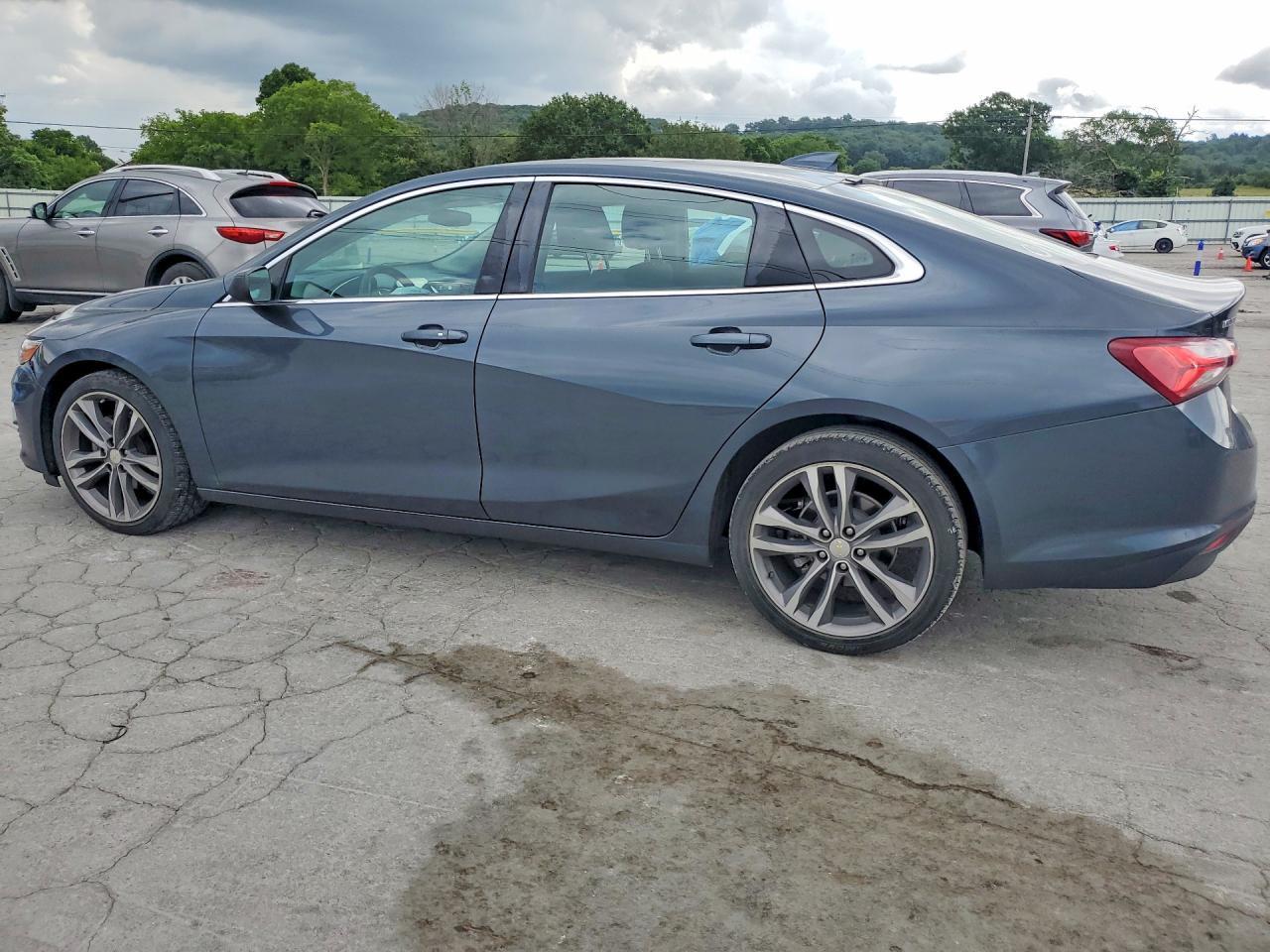 2021 Chevrolet Malibu Lt - Image 2