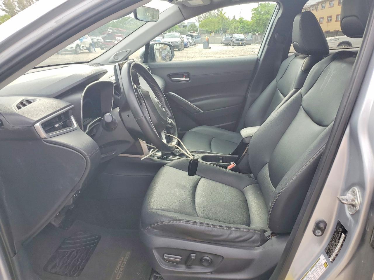 2023 Toyota Corolla Cross Xle - Фото 7
