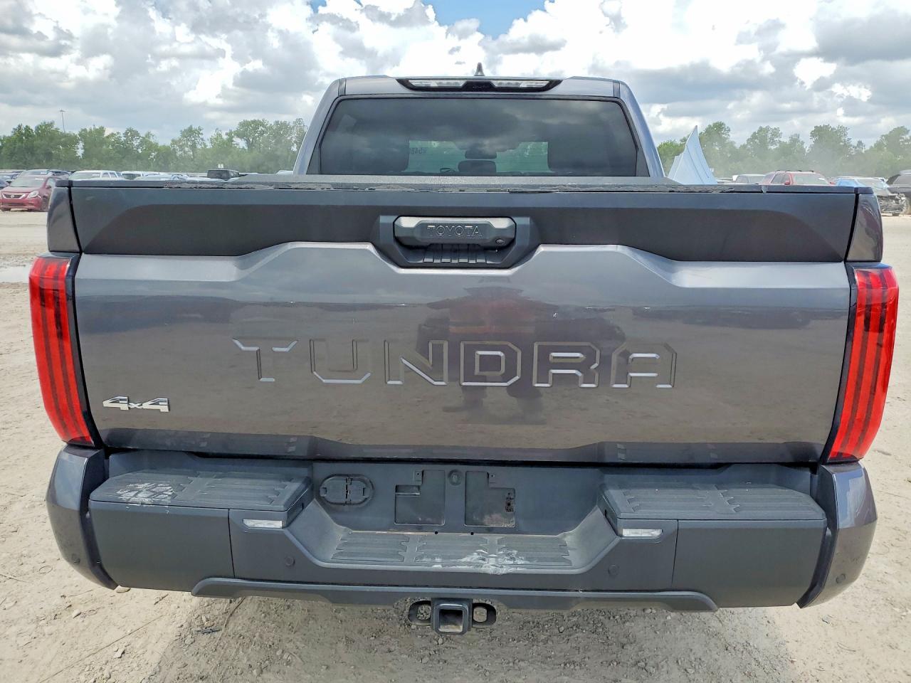 2024 Toyota Tundra Crewmax Sr - Фото 6