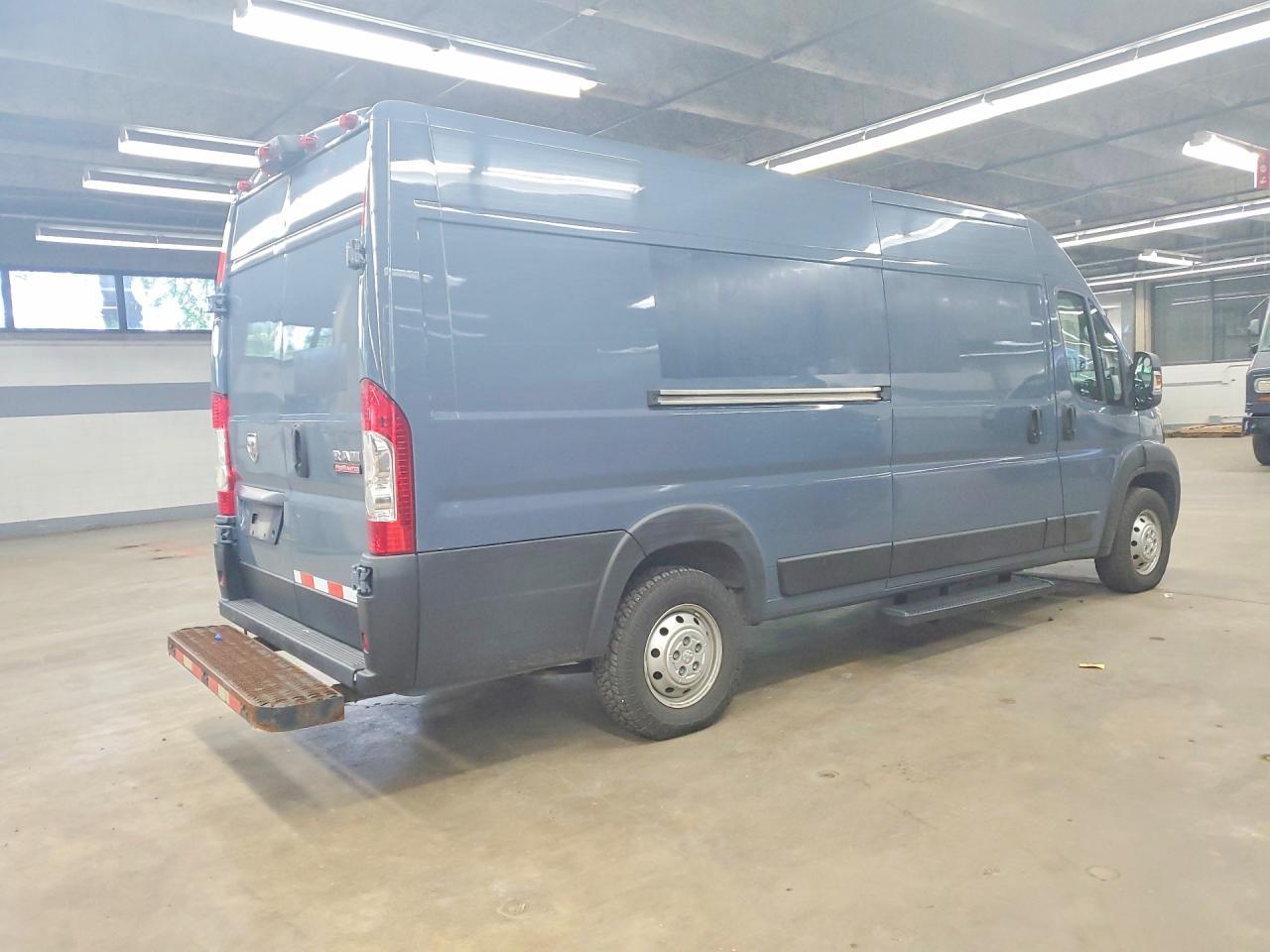 2020 Ram Promaster 3500 Cargo - Фото 3