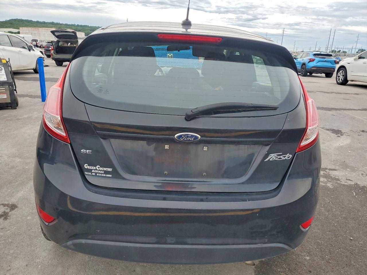 2015 Ford Fiesta Se - Image 6