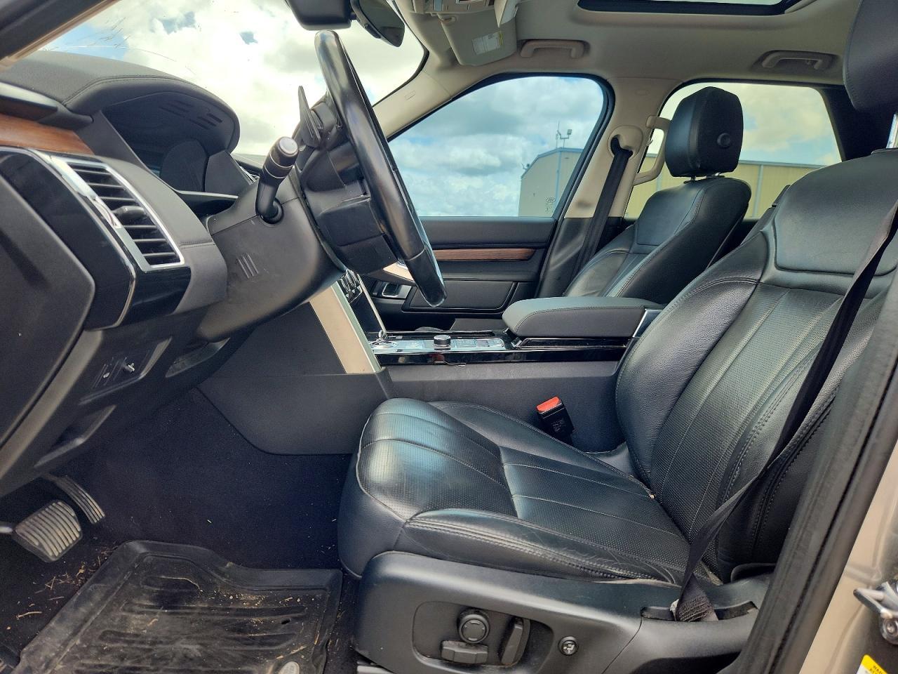 2018 Land Rover Discovery Hse - Image 7