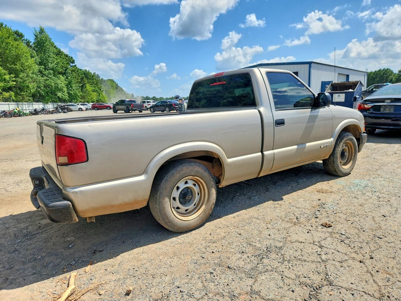 2001 Chevrolet S Truck S10 - Фото 3