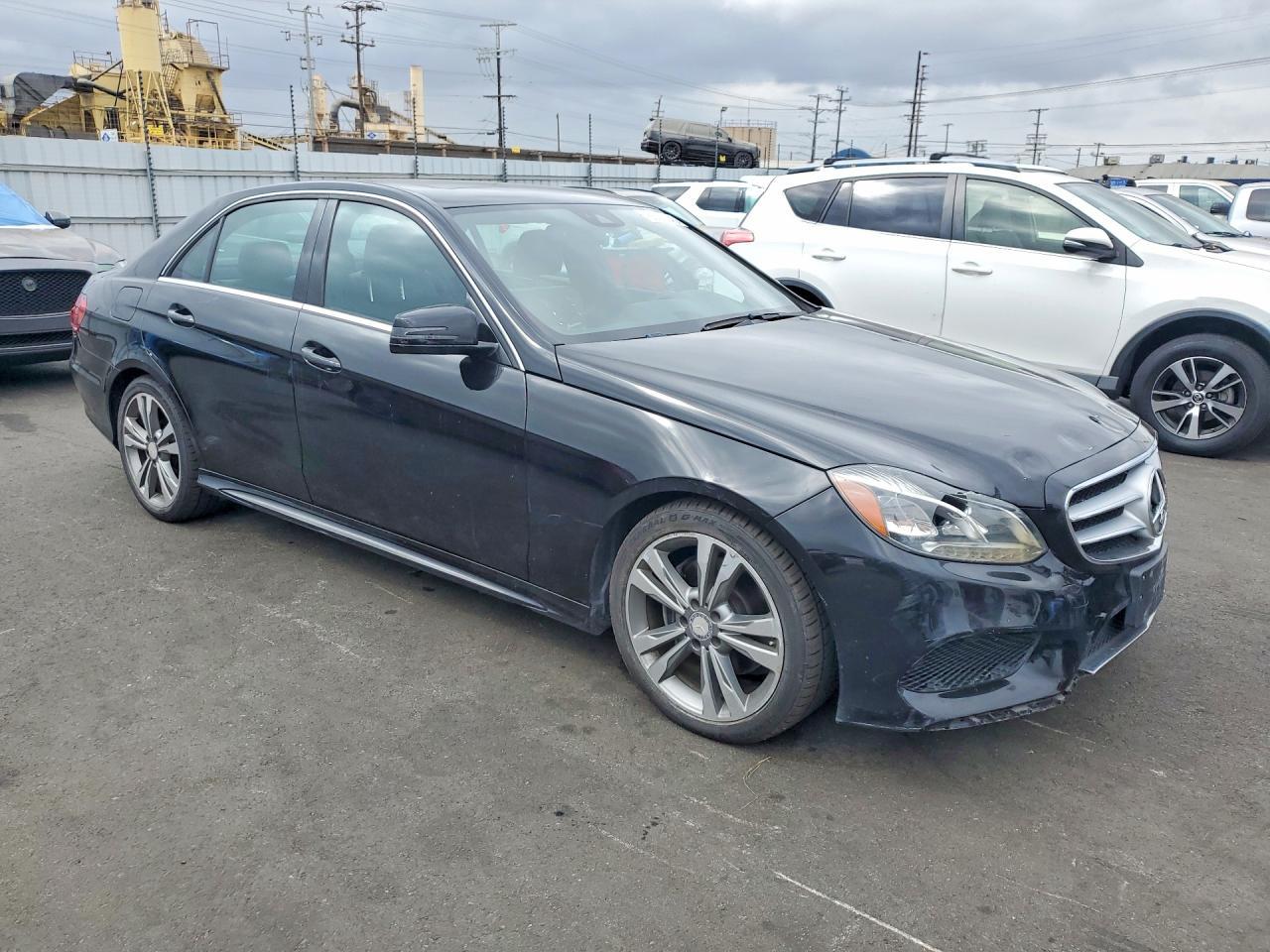 2016 Mercedes-Benz E 350 4Matic - Фото 4