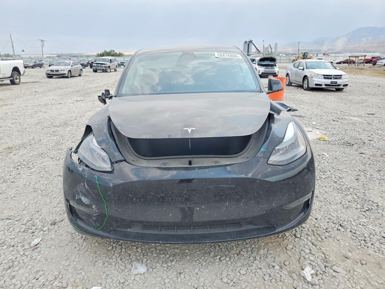 2022 Tesla Model Y - Фото 5