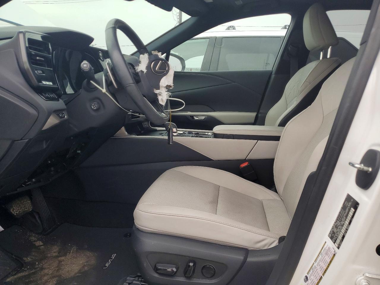 2023 Lexus Rx 350 Premium - Image 7