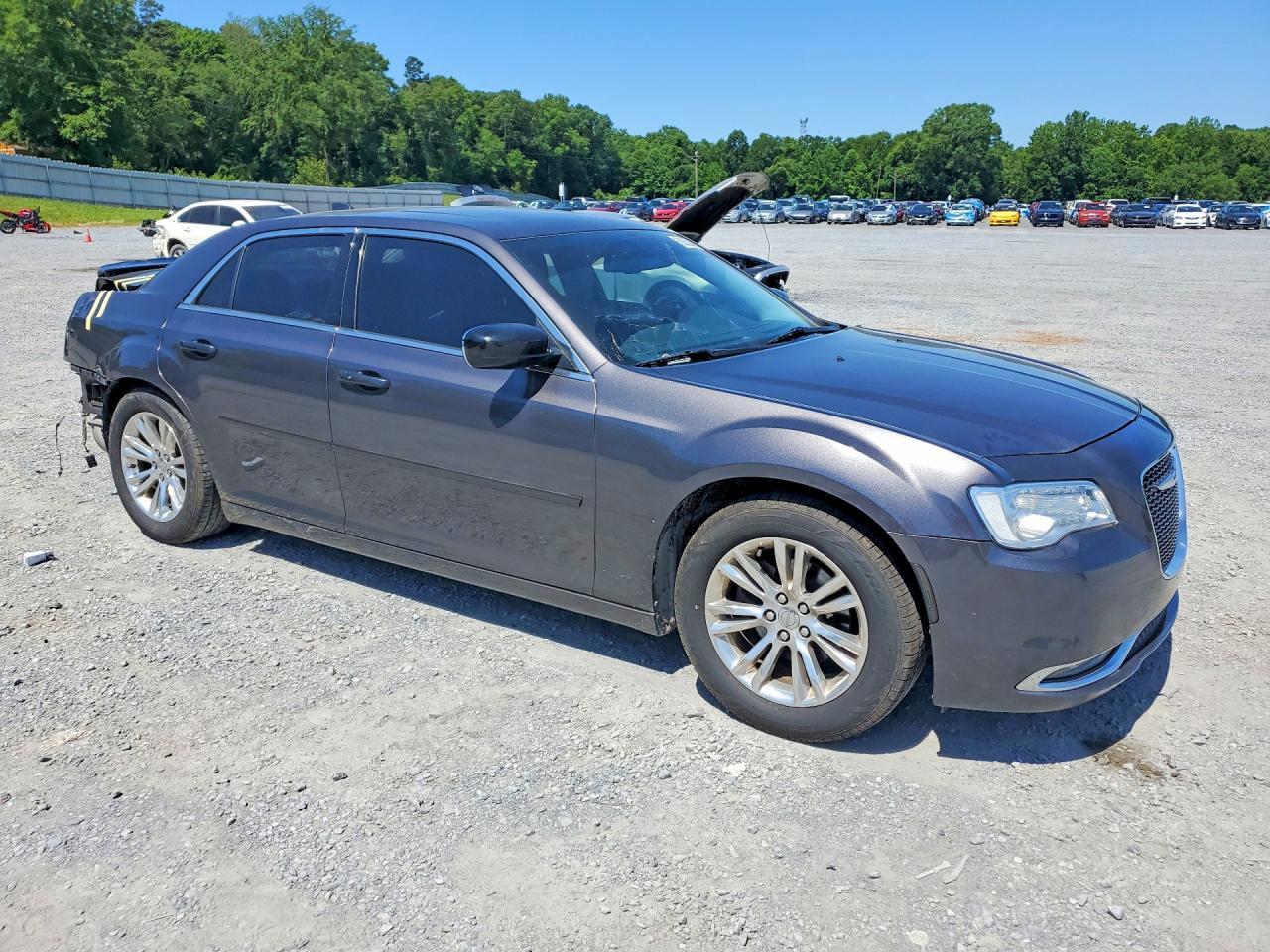 2015 Chrysler 300 - Image 4
