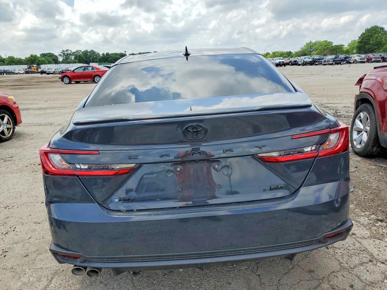 2026 Toyota Camry Se - Фото 6