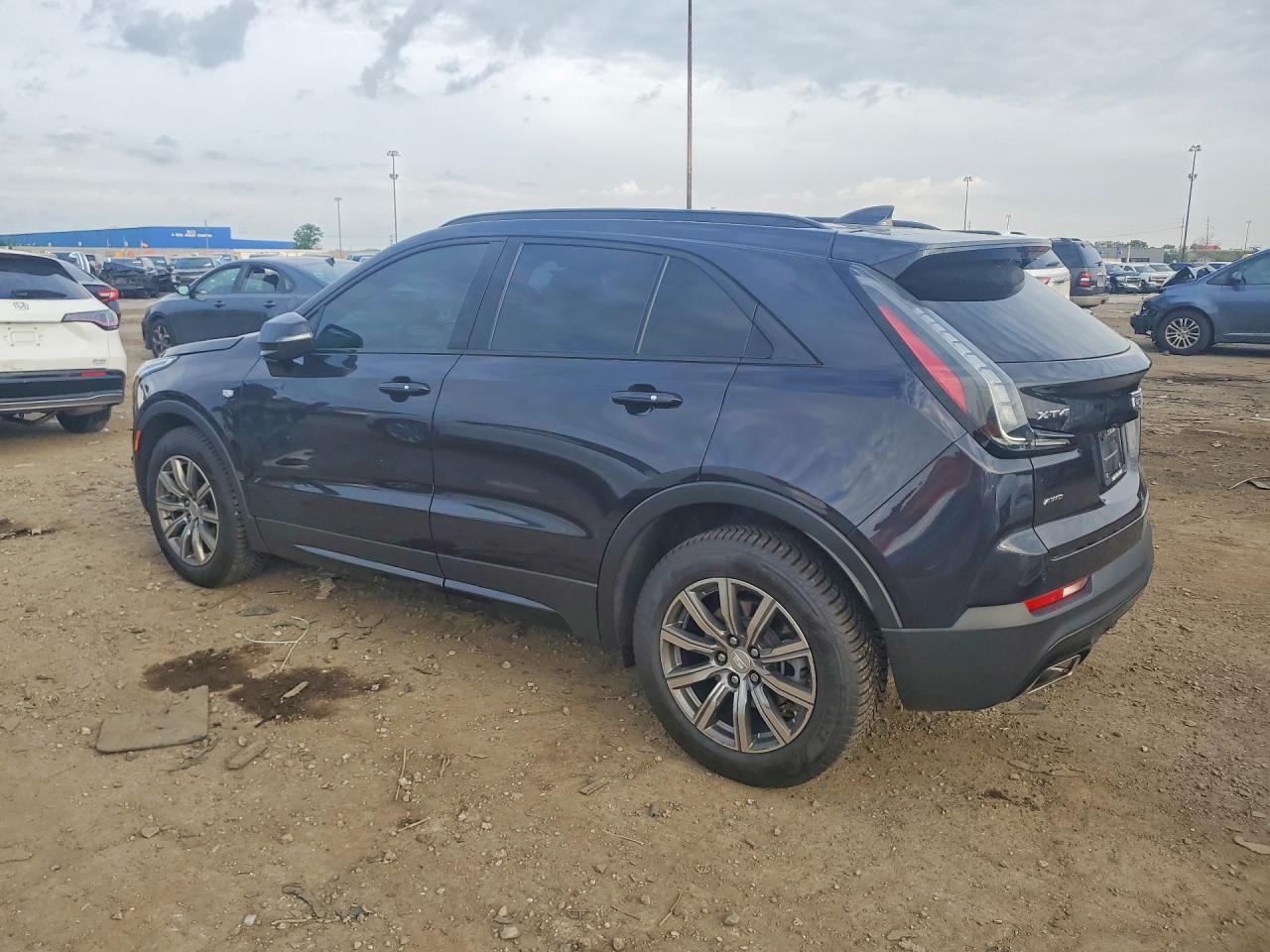 2022 Cadillac Xt4 Sport - Фото 2