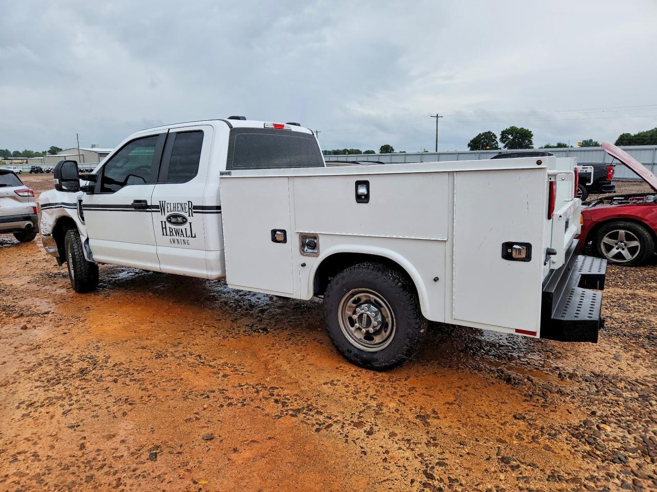 2022 Ford F250 Super Duty - Фото 2
