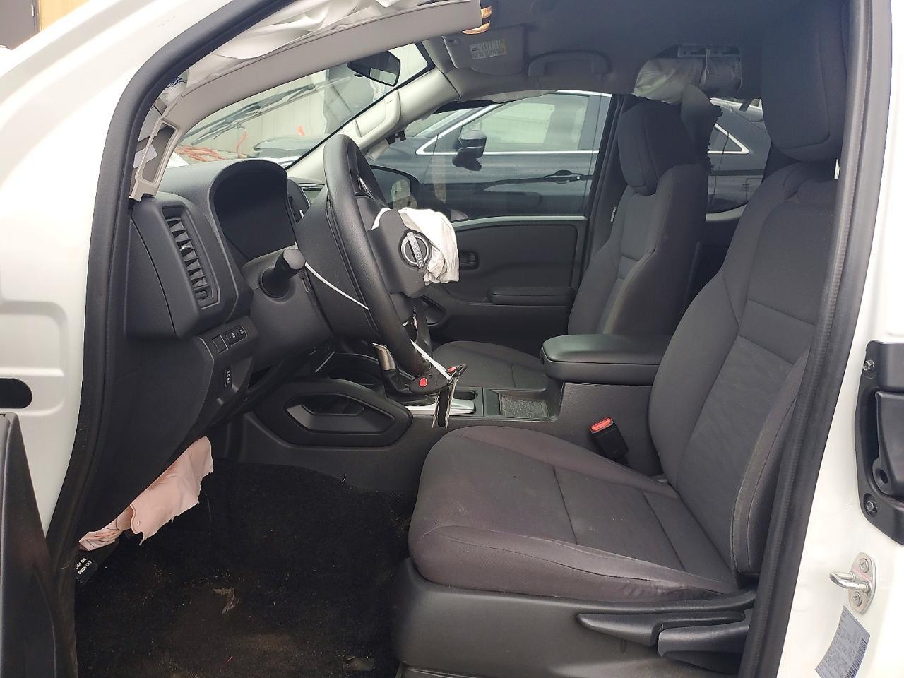 2024 Nissan Frontier S - Image 7