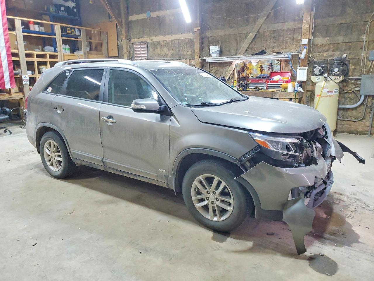 2015 Kia Sorento Lx - Image 4