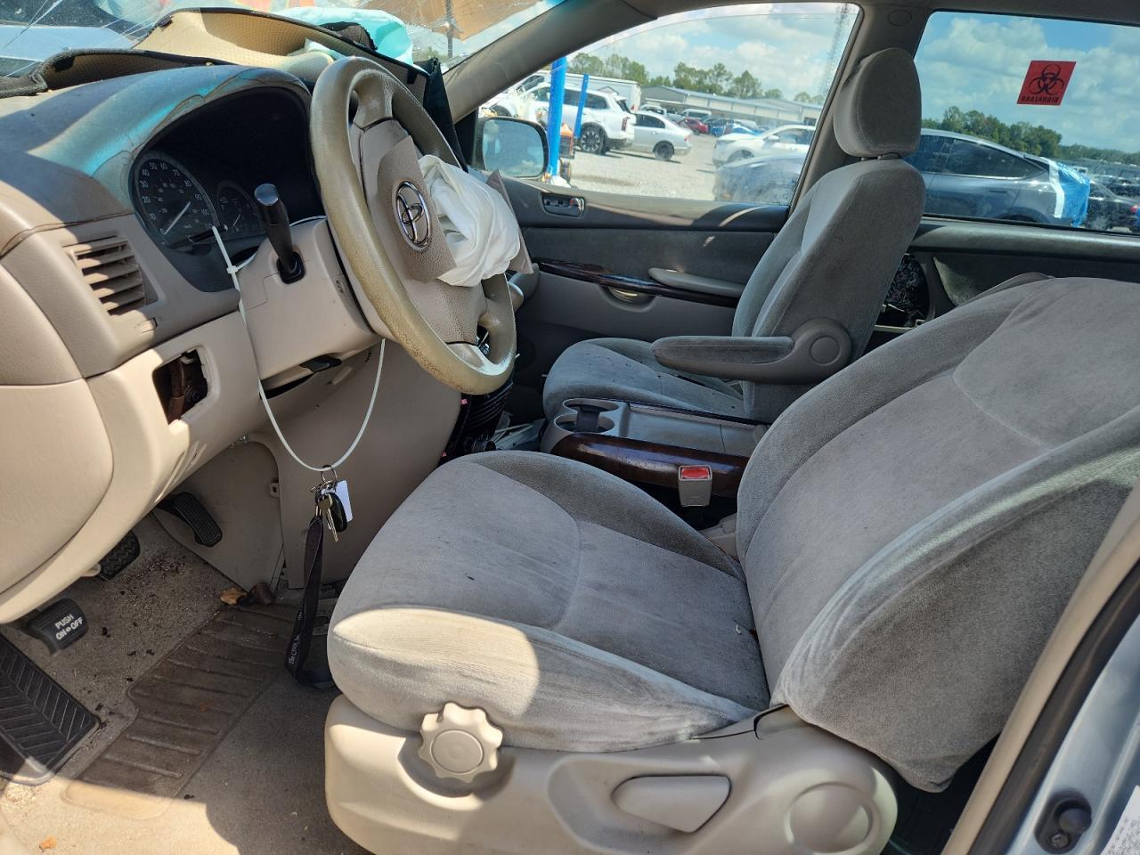 2004 Toyota Sienna Ce 8 Passenger - Фото 7