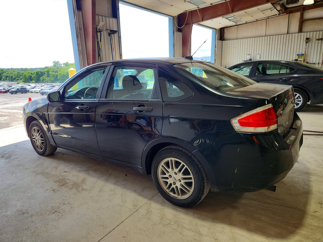 2009 Ford Focus Se - Фото 2