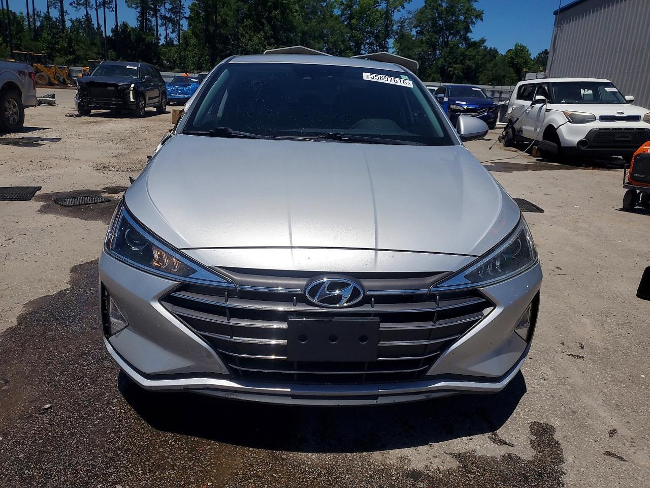 2020 Hyundai Elantra Se - Фото 5