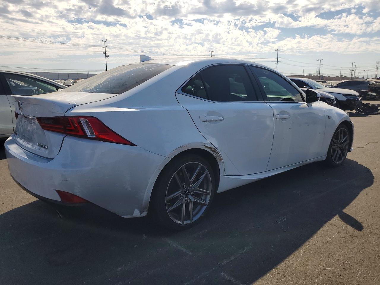 2016 Lexus Is 200T - Фото 3