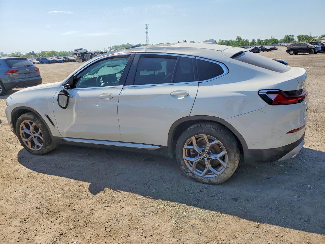 2022 BMW X4 xDrive30I - Фото 2