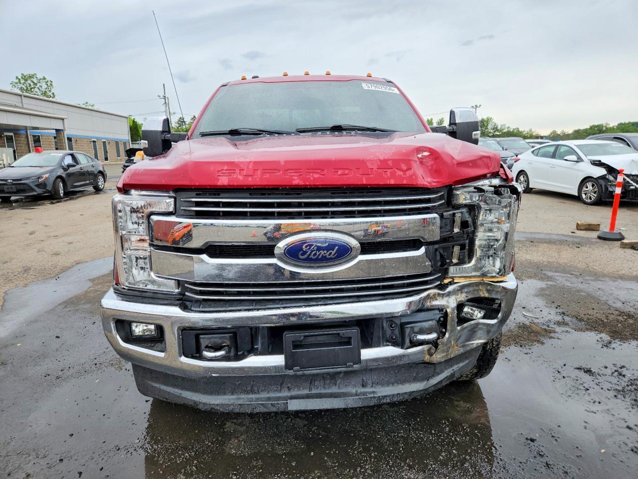 2018 Ford F350 Super Duty - Фото 5